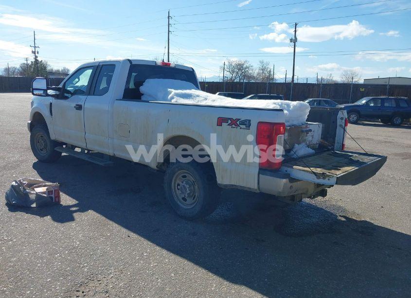 Photo 3 of 2019 Ford F-250 XL (VIN 1FT7X2B60KEF82968)
