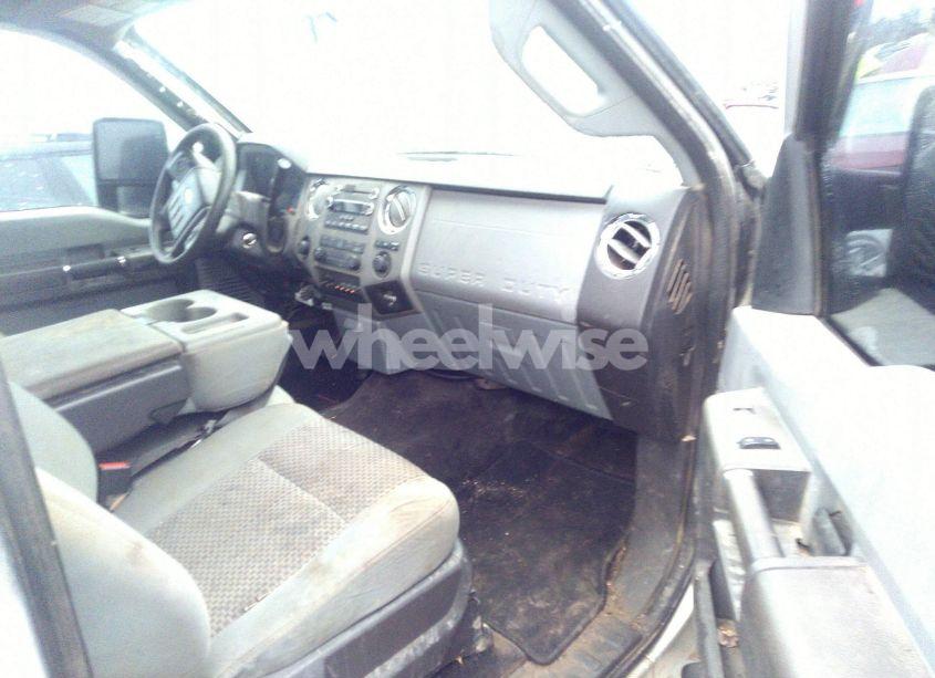 Photo 5 of 2012 Ford F-250 XLT (VIN 1FT7X2B61CED13945)