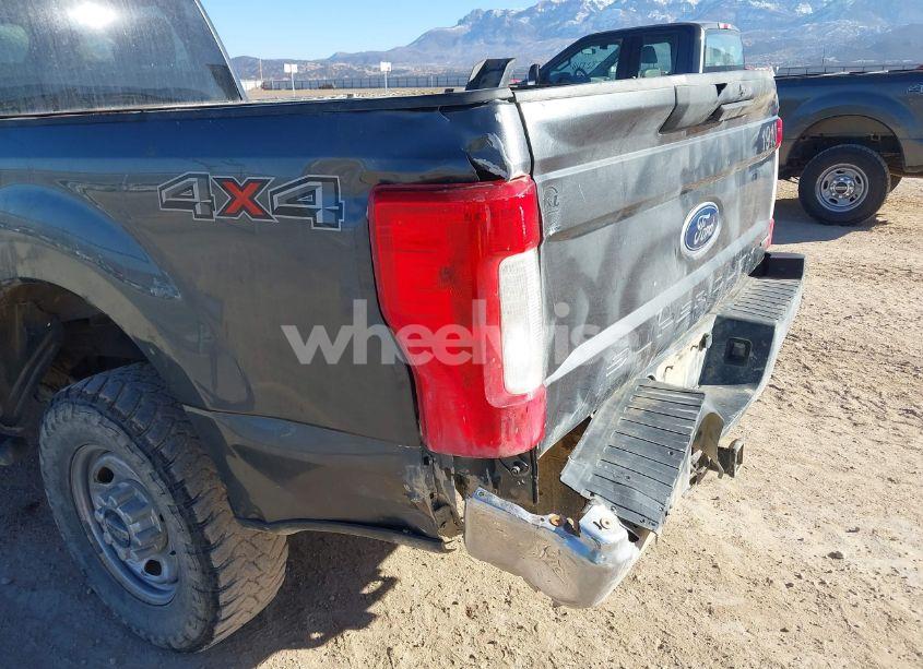 Photo 6 of 2019 Ford F-250 XL (VIN 1FT7X2B61KEC11382)