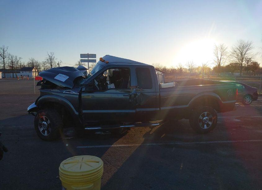 Photo 13 of 2015 Ford F-250 LARIAT (VIN 1FT7X2B62FEA20138)