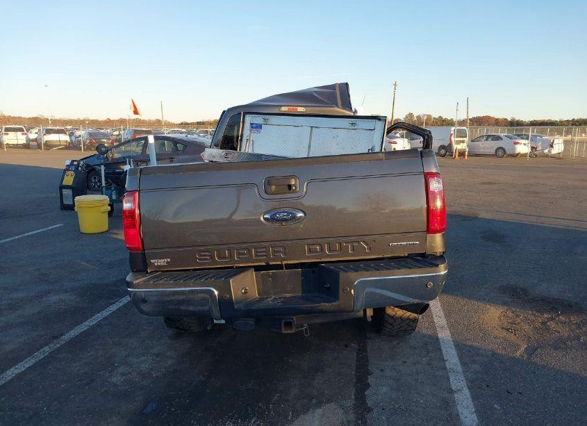 Photo 15 of 2015 Ford F-250 LARIAT (VIN 1FT7X2B62FEA20138)