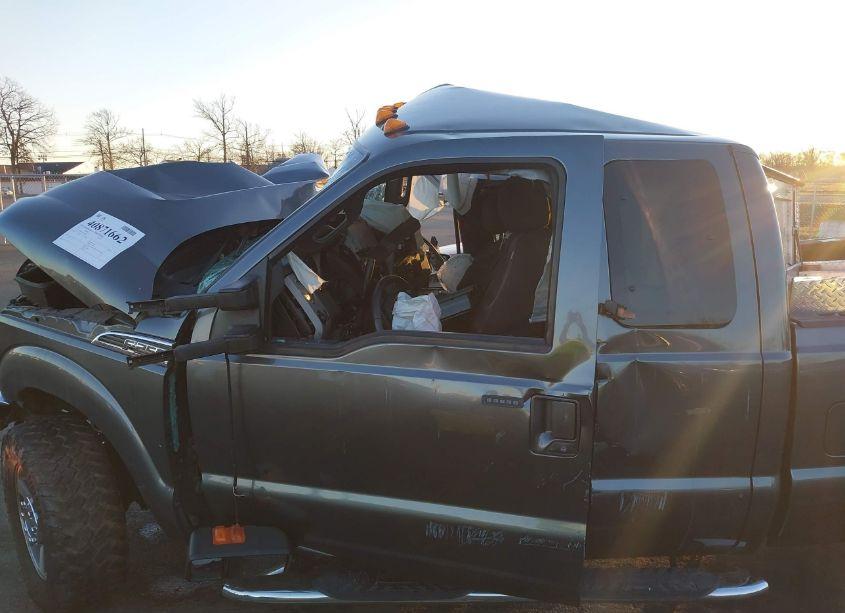 Photo 16 of 2015 Ford F-250 LARIAT (VIN 1FT7X2B62FEA20138)