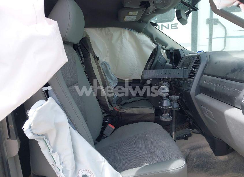 Photo 5 of 2019 Ford F-250 XL (VIN 1FT7X2B62KED96266)