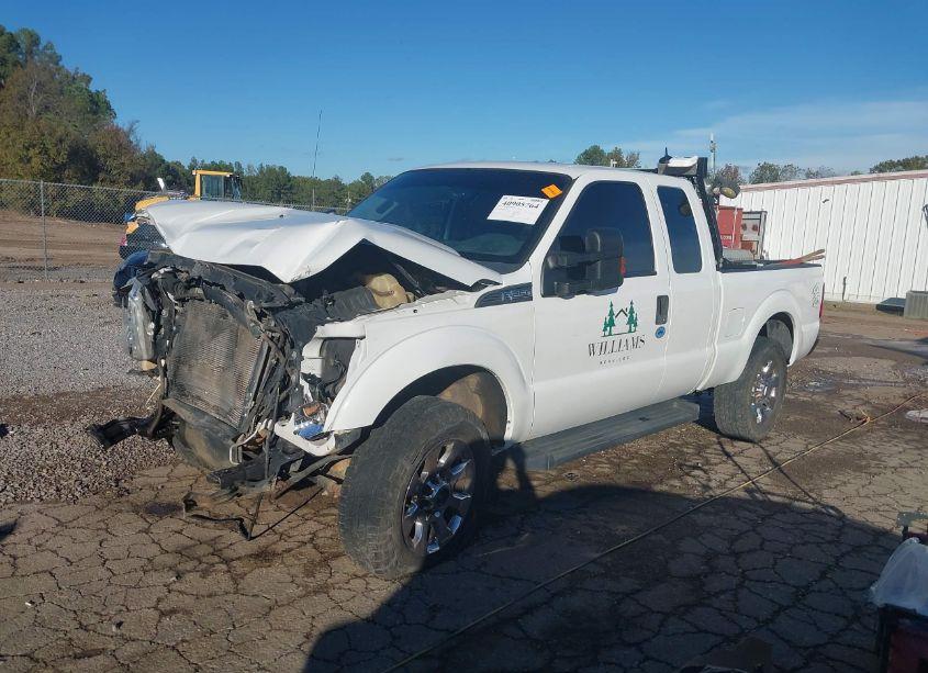 Photo 2 of 2016 Ford F-250 XL (VIN 1FT7X2B63GEB79901)