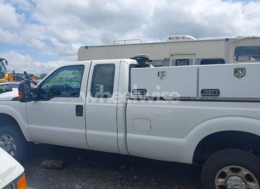 Photo 14 of 2016 Ford F-250 XL (VIN 1FT7X2B63GEC11472)