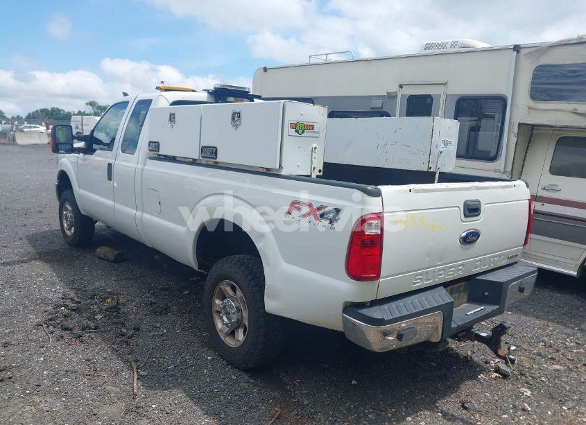 Photo 3 of 2016 Ford F-250 XL (VIN 1FT7X2B63GEC11472)