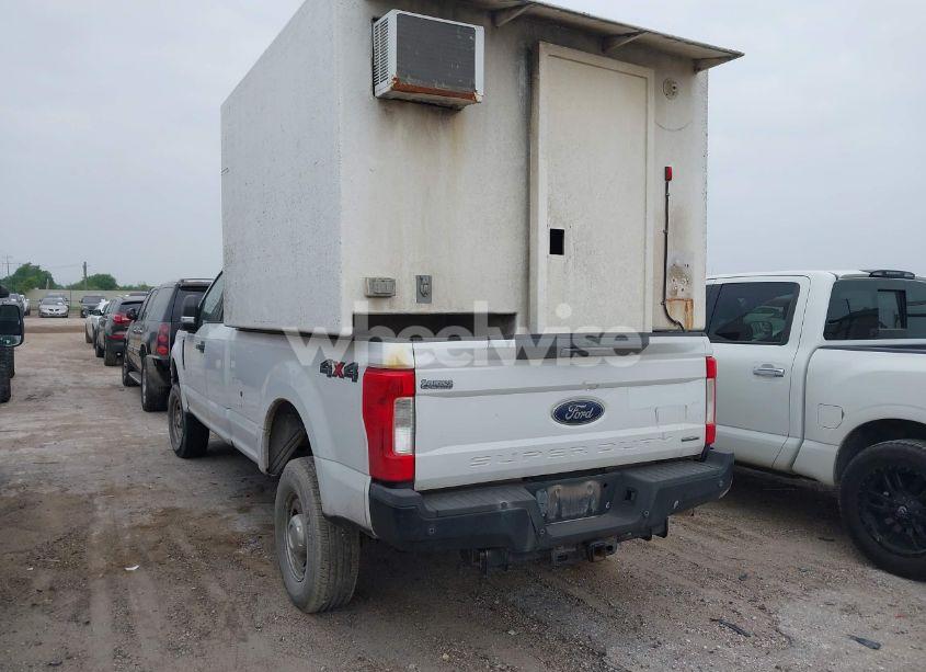 Photo 3 of 2017 Ford F-250 XL (VIN 1FT7X2B63HED20287)