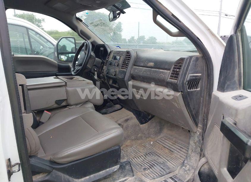 Photo 5 of 2017 Ford F-250 XL (VIN 1FT7X2B63HED20287)