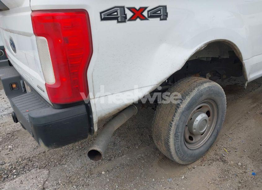 Photo 6 of 2017 Ford F-250 XL (VIN 1FT7X2B63HED20287)