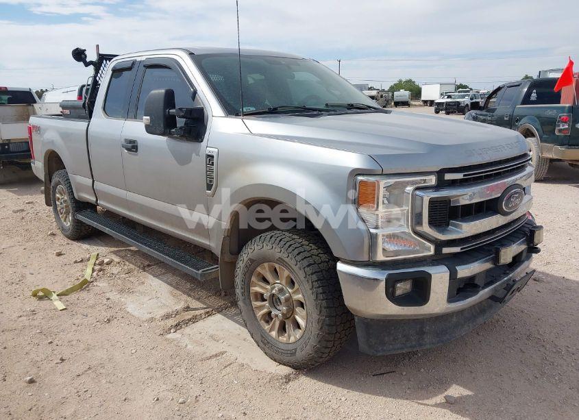 2022 Ford F-250 XLT (VIN 1FT7X2B63NEC14787) main photo