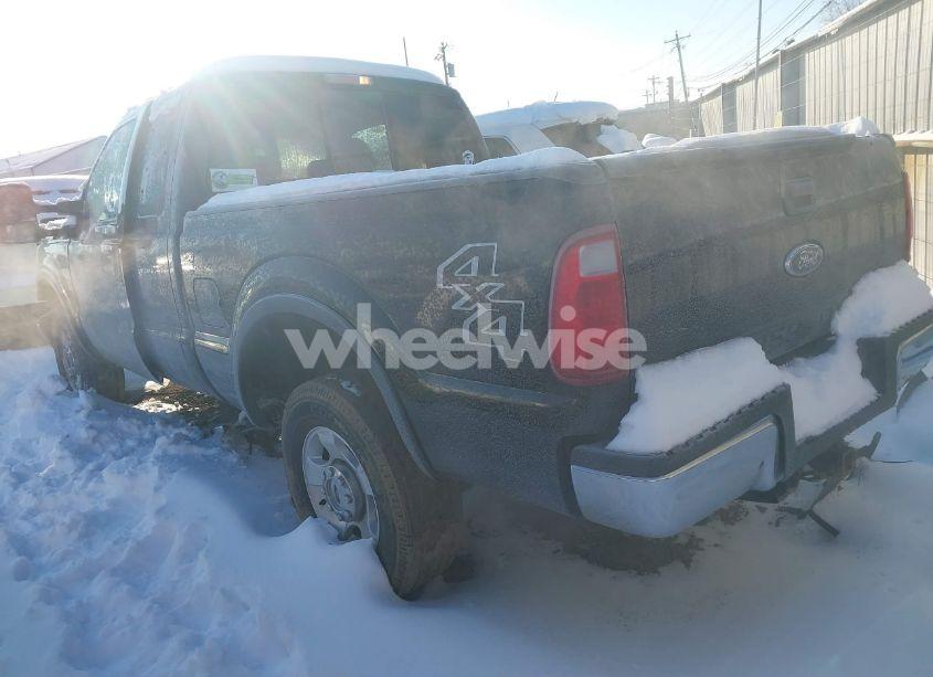 Photo 3 of 2011 Ford F-250 XLT (VIN 1FT7X2B64BEB27914)