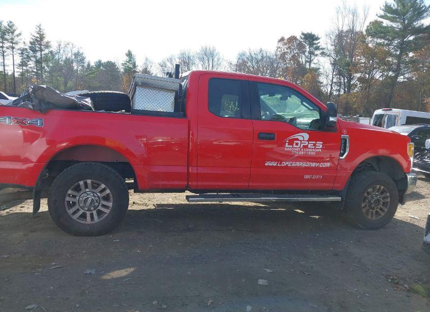 Photo 14 of 2017 Ford F-250 XLT (VIN 1FT7X2B64HEF03875)