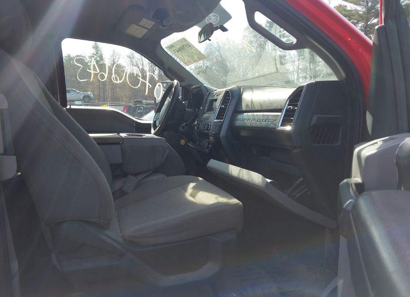 Photo 5 of 2017 Ford F-250 XLT (VIN 1FT7X2B64HEF03875)