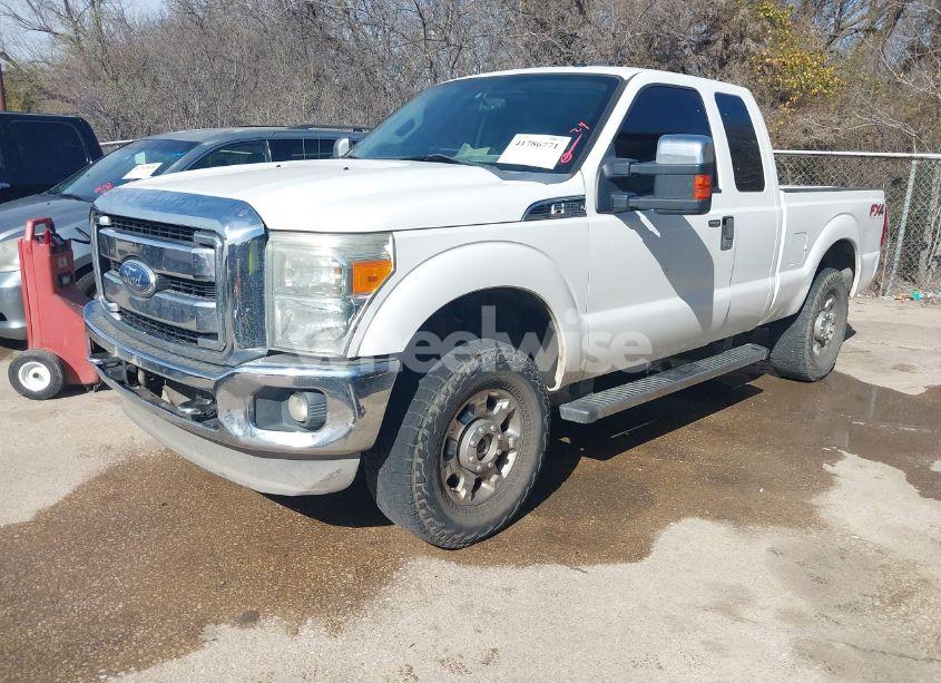 Photo 2 of 2012 Ford F-250 XLT (VIN 1FT7X2B65CEA15950)