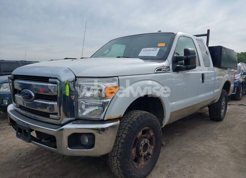 Photo 2 of 2012 Ford F-250 XLT (VIN 1FT7X2B65CEB46912)