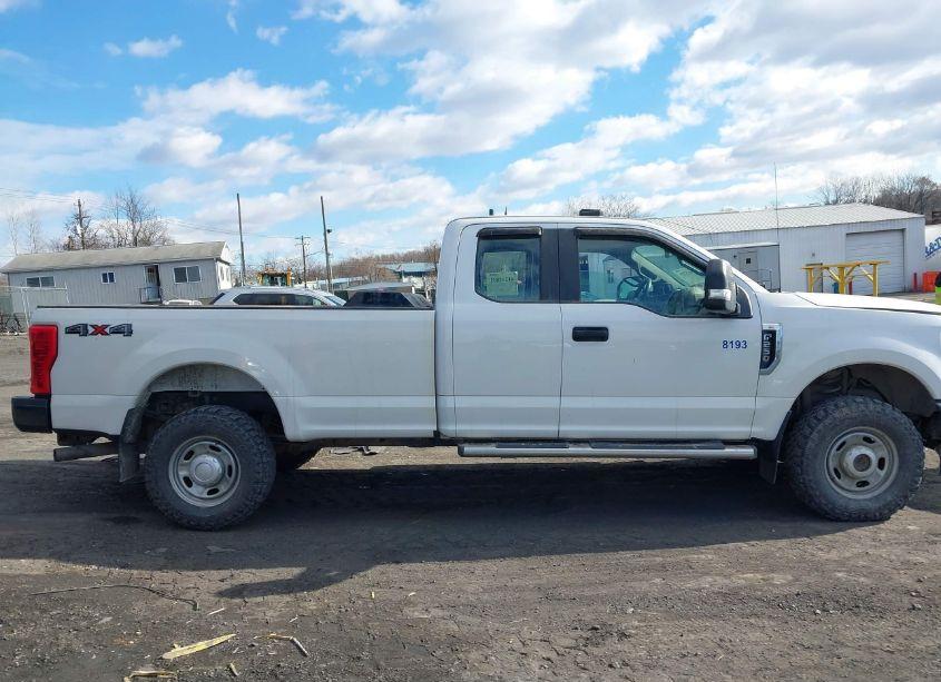 Photo 13 of 2019 Ford F-250 XL (VIN 1FT7X2B66KEC61596)