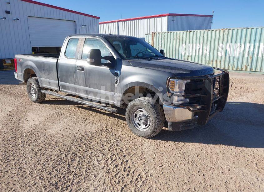 2019 Ford F-250 XL (VIN 1FT7X2B66KEE87332) main photo