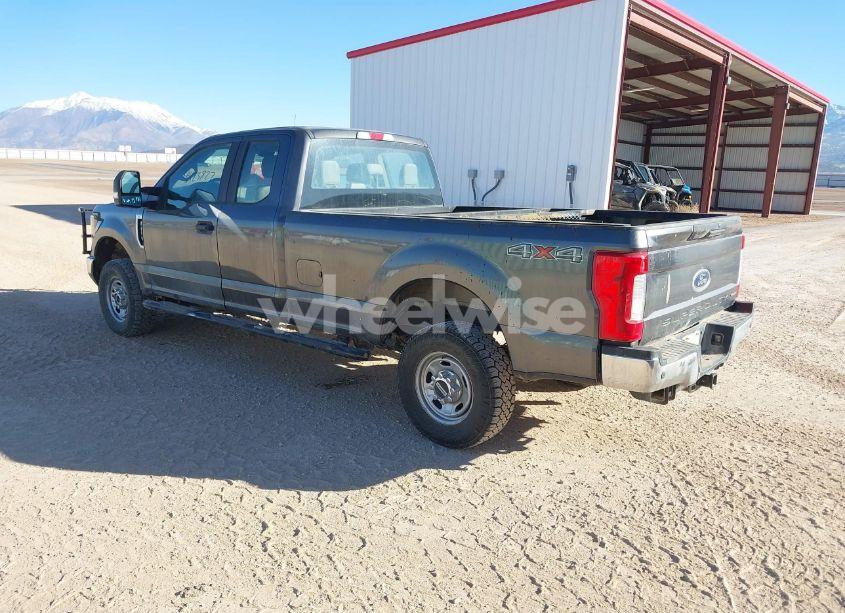 Photo 3 of 2019 Ford F-250 XL (VIN 1FT7X2B66KEE87332)