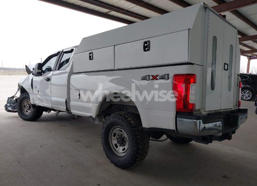 Photo 3 of 2019 Ford F-250 XL (VIN 1FT7X2B67KEF82448)