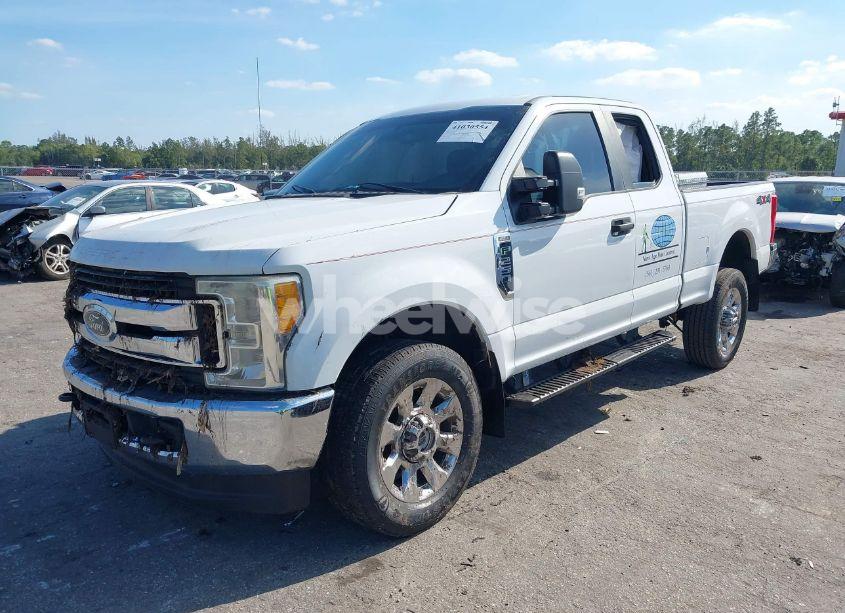 Photo 2 of 2017 Ford F-250 XL (VIN 1FT7X2B68HEE91892)