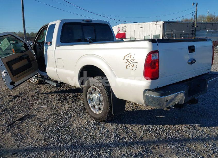 Photo 3 of 2016 Ford F-250 LARIAT (VIN 1FT7X2B69GEB82415)