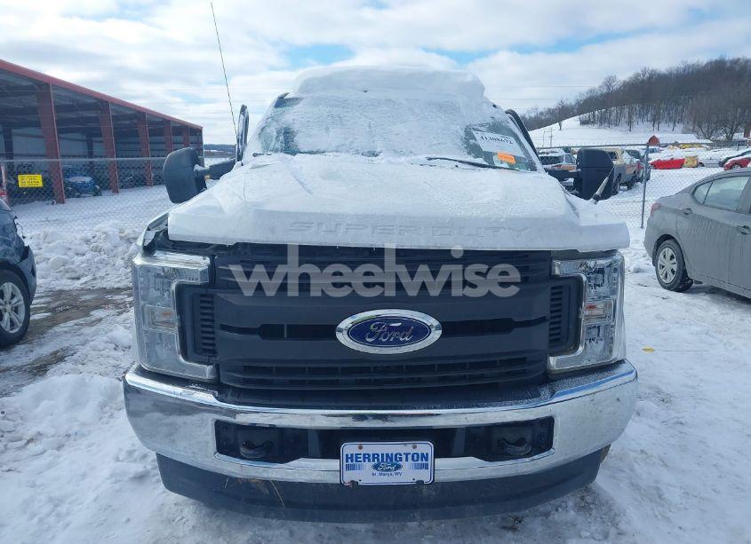 Photo 12 of 2017 Ford F-250 XL (VIN 1FT7X2B69HEB99362)