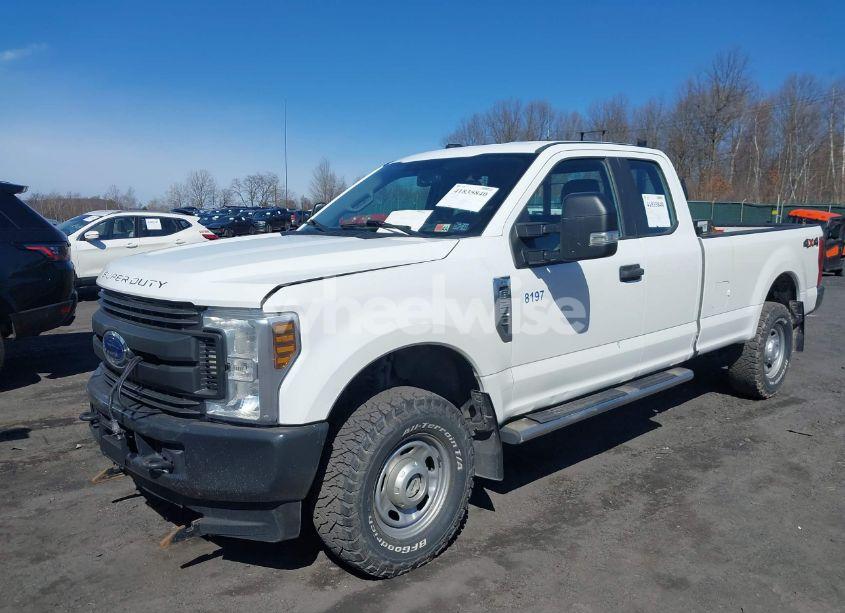 Photo 2 of 2019 Ford F-250 XL (VIN 1FT7X2B69KEC61592)