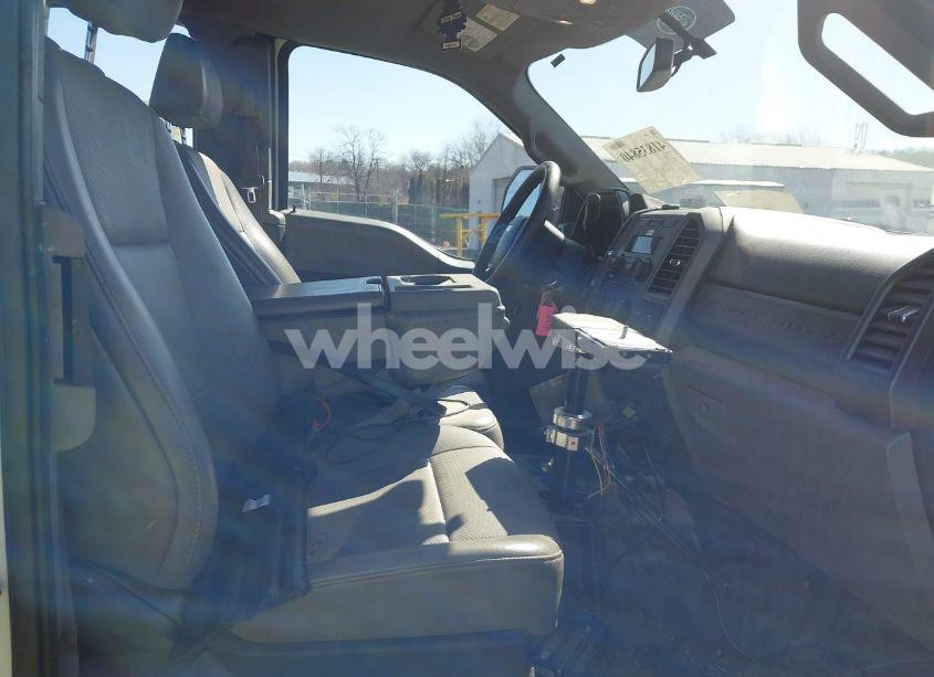 Photo 5 of 2019 Ford F-250 XL (VIN 1FT7X2B69KEC61592)