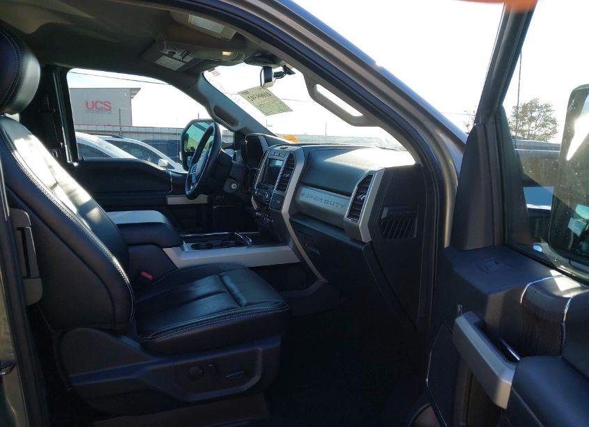 Photo 5 of 2020 Ford F-250 LARIAT (VIN 1FT7X2BNXLEE15932)