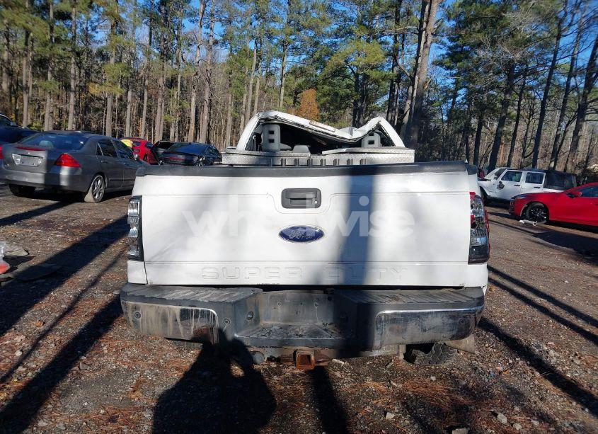 Photo 17 of 2015 Ford F-250 XLT (VIN 1FT7X2BT2FED37097)