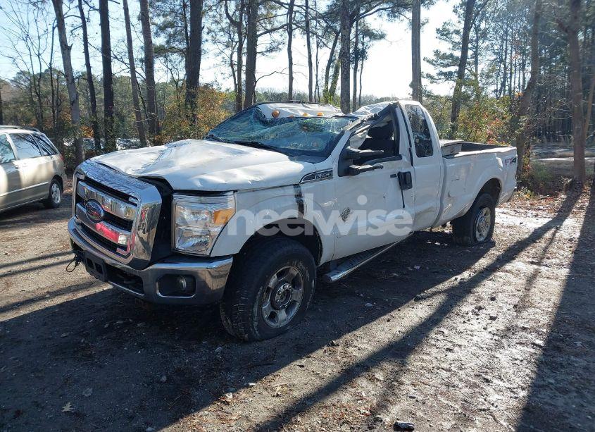 Photo 2 of 2015 Ford F-250 XLT (VIN 1FT7X2BT2FED37097)