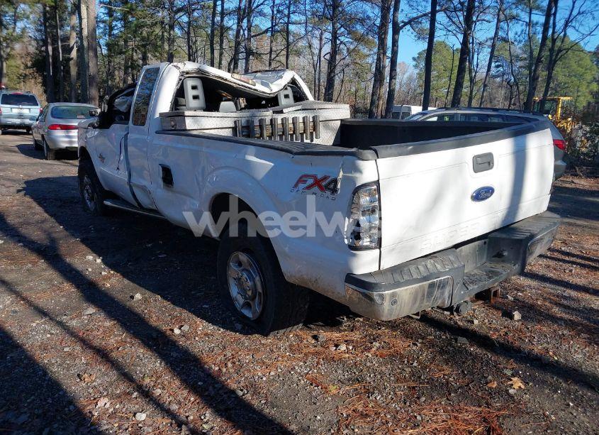 Photo 3 of 2015 Ford F-250 XLT (VIN 1FT7X2BT2FED37097)