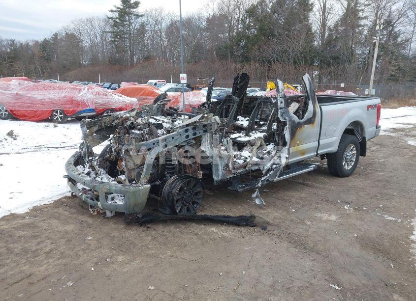 Photo 2 of 2018 Ford F-250 XLT (VIN 1FT7X2BT3JEC85505)