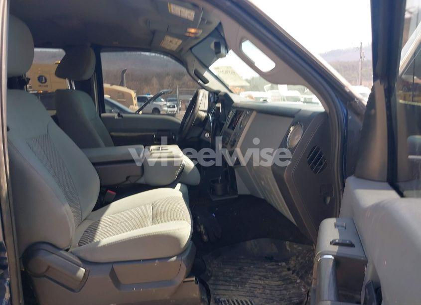 Photo 5 of 2011 Ford F-250 XLT (VIN 1FT7X2BT5BEA97747)