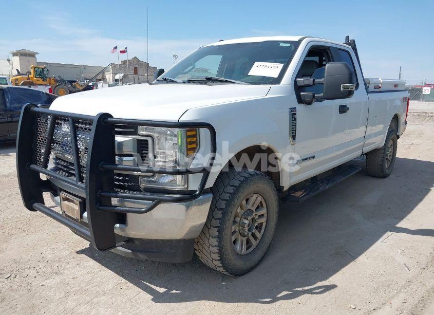 Photo 2 of 2019 Ford F-250 XL (VIN 1FT7X2BT5KEF76850)