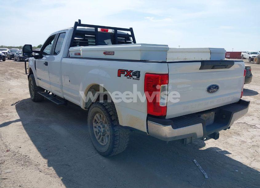 Photo 3 of 2019 Ford F-250 XL (VIN 1FT7X2BT5KEF76850)