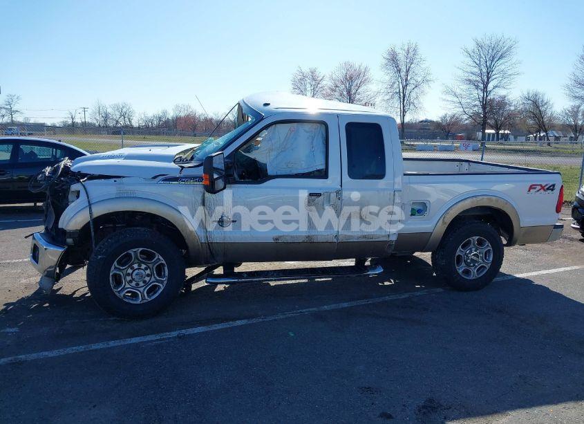 Photo 13 of 2012 Ford F-250 LARIAT (VIN 1FT7X2BT7CEA65271)