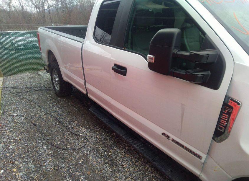 Photo 14 of 2022 Ford F-250 XL (VIN 1FT7X2BTXNEE69278)