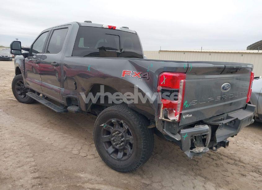 Photo 3 of 2023 Ford F-250 XL (VIN 1FT8W2BA3PEE12381)