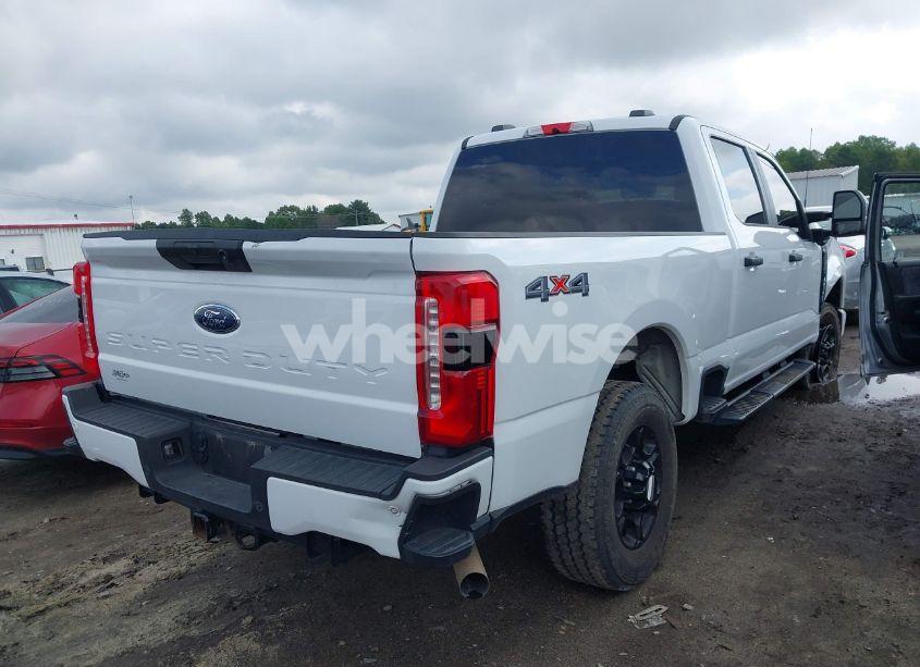 Photo 4 of 2023 Ford F-250 XL (VIN 1FT8W2BA5PED14193)