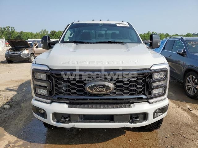 Photo 2 of 2025 FORD F250 SUPER DUTY (VIN 1FT8W2BM9SEC58861)