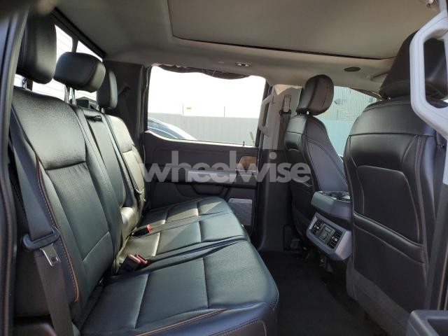 Photo 3 of 2025 FORD F250 SUPER DUTY (VIN 1FT8W2BM9SEC58861)