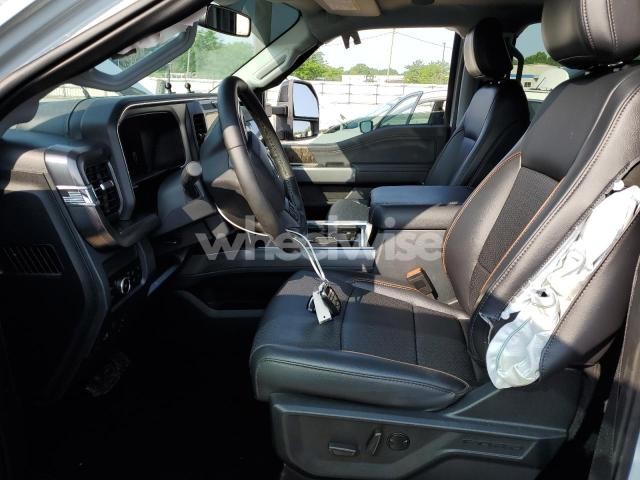 Photo 8 of 2025 FORD F250 SUPER DUTY (VIN 1FT8W2BM9SEC58861)