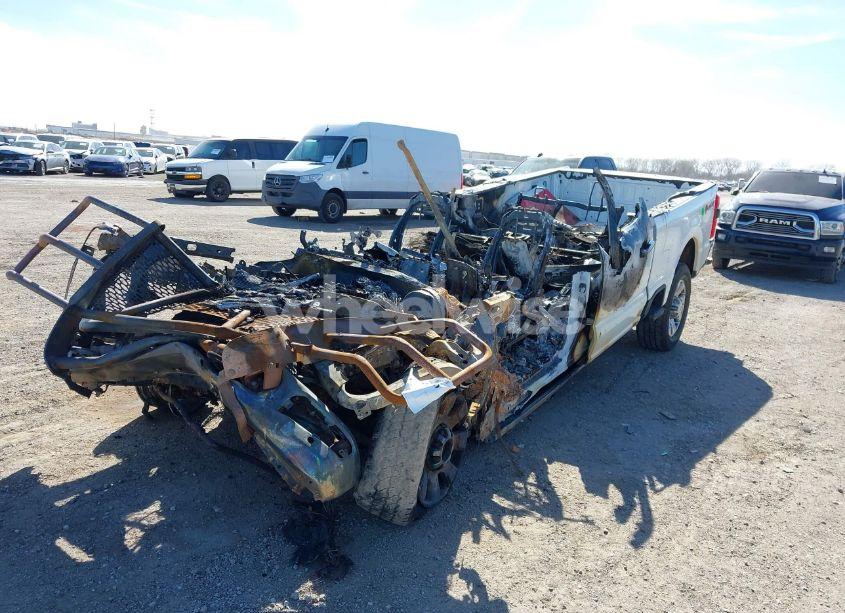 Photo 2 of 2024 Ford F-250 KING RANCH (VIN 1FT8W2BN4REE00018)