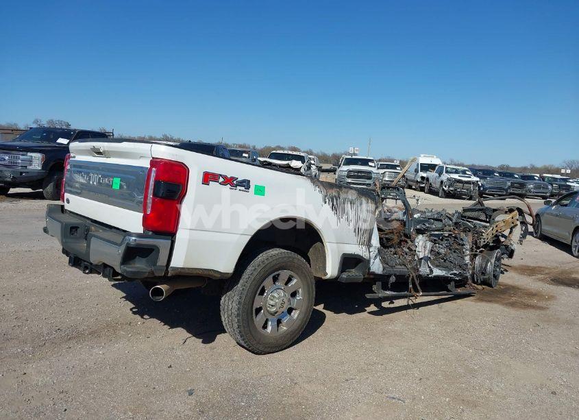 Photo 4 of 2024 Ford F-250 KING RANCH (VIN 1FT8W2BN4REE00018)