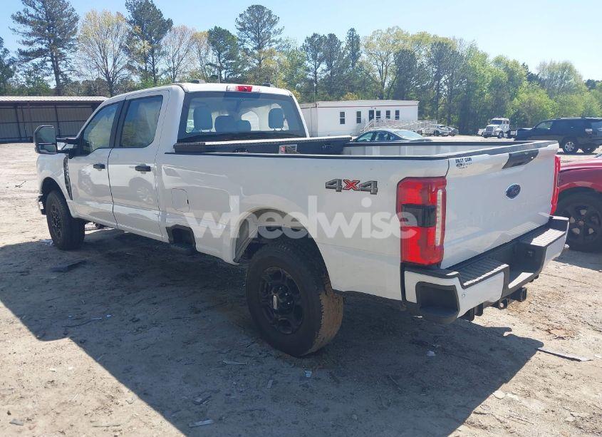 Photo 3 of 2024 Ford F-250 XL (VIN 1FT8W2BN6REF44573)