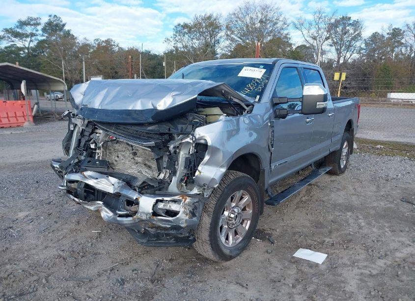 Photo 2 of 2022 Ford F-250 PLATINUM (VIN 1FT8W2BT0NED07845)
