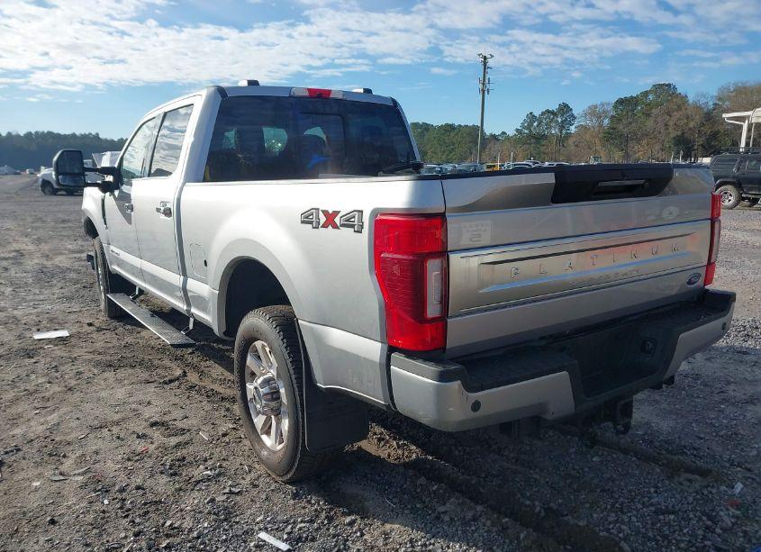 Photo 3 of 2022 Ford F-250 PLATINUM (VIN 1FT8W2BT0NED07845)