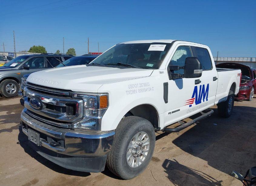 Photo 2 of 2022 Ford F-250 XL (VIN 1FT8W2BT0NEF63841)