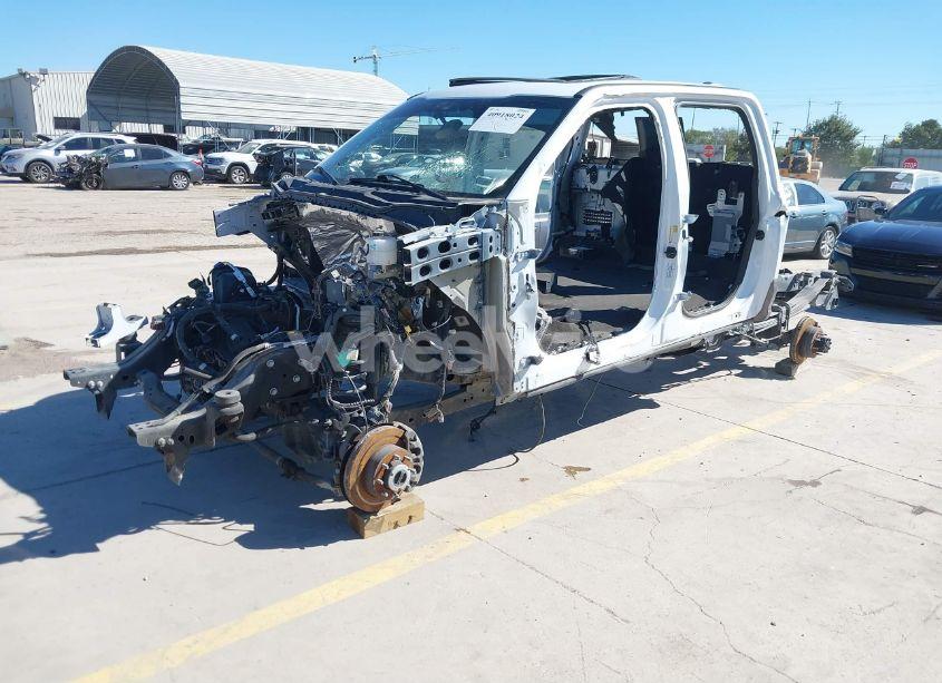 Photo 2 of 2022 Ford F-250 KING RANCH (VIN 1FT8W2BT2NEF80950)